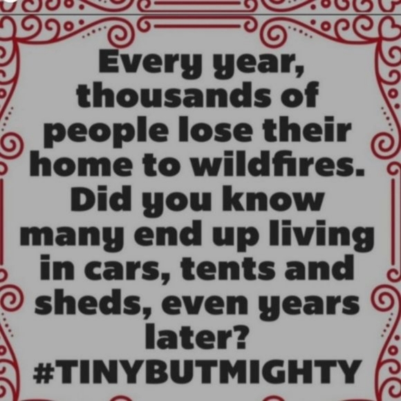 We The Free long-sleeved tee - Picture 8 of 9